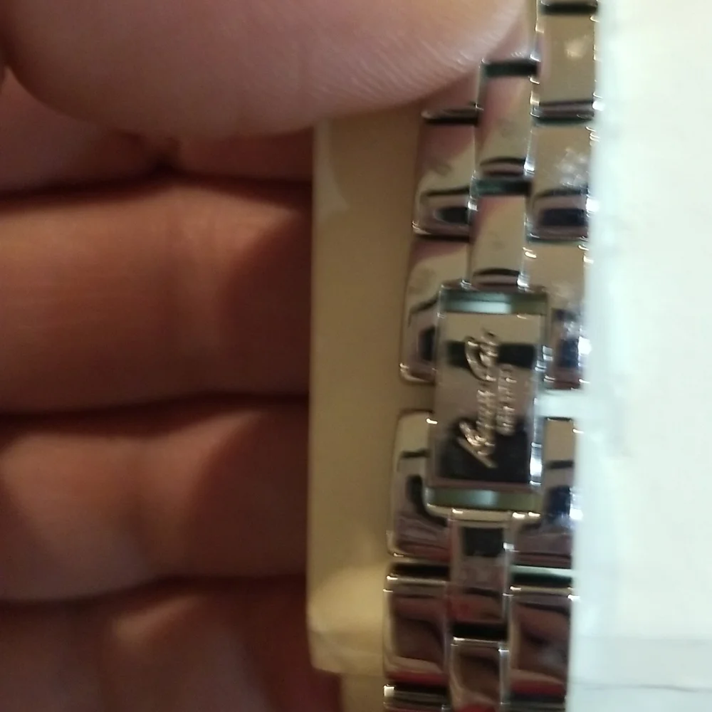 Kenneth Cole watch - Picture 3 of 6